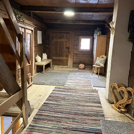 Aschaber Apartman *